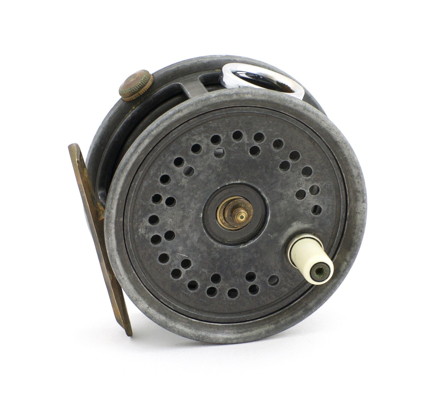 FLY REEL SALTWATER MODEL 3540 JW YOUNG & SONS LTD.