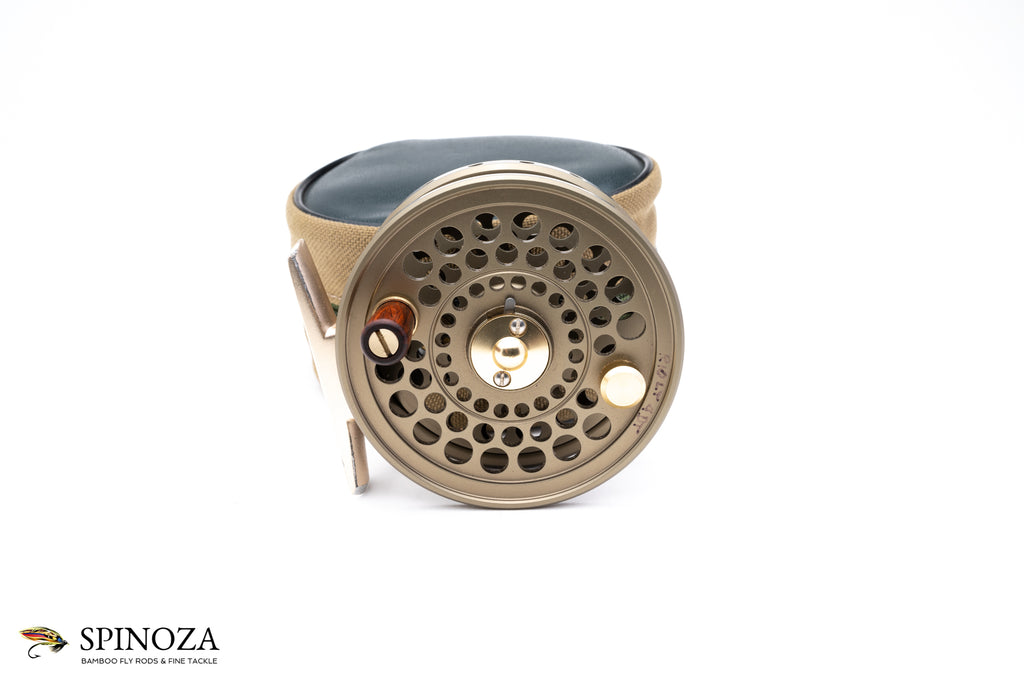 Orvis CFO III Disc Fly Reel - green introductory model with two spare -  Spinoza Rod Company